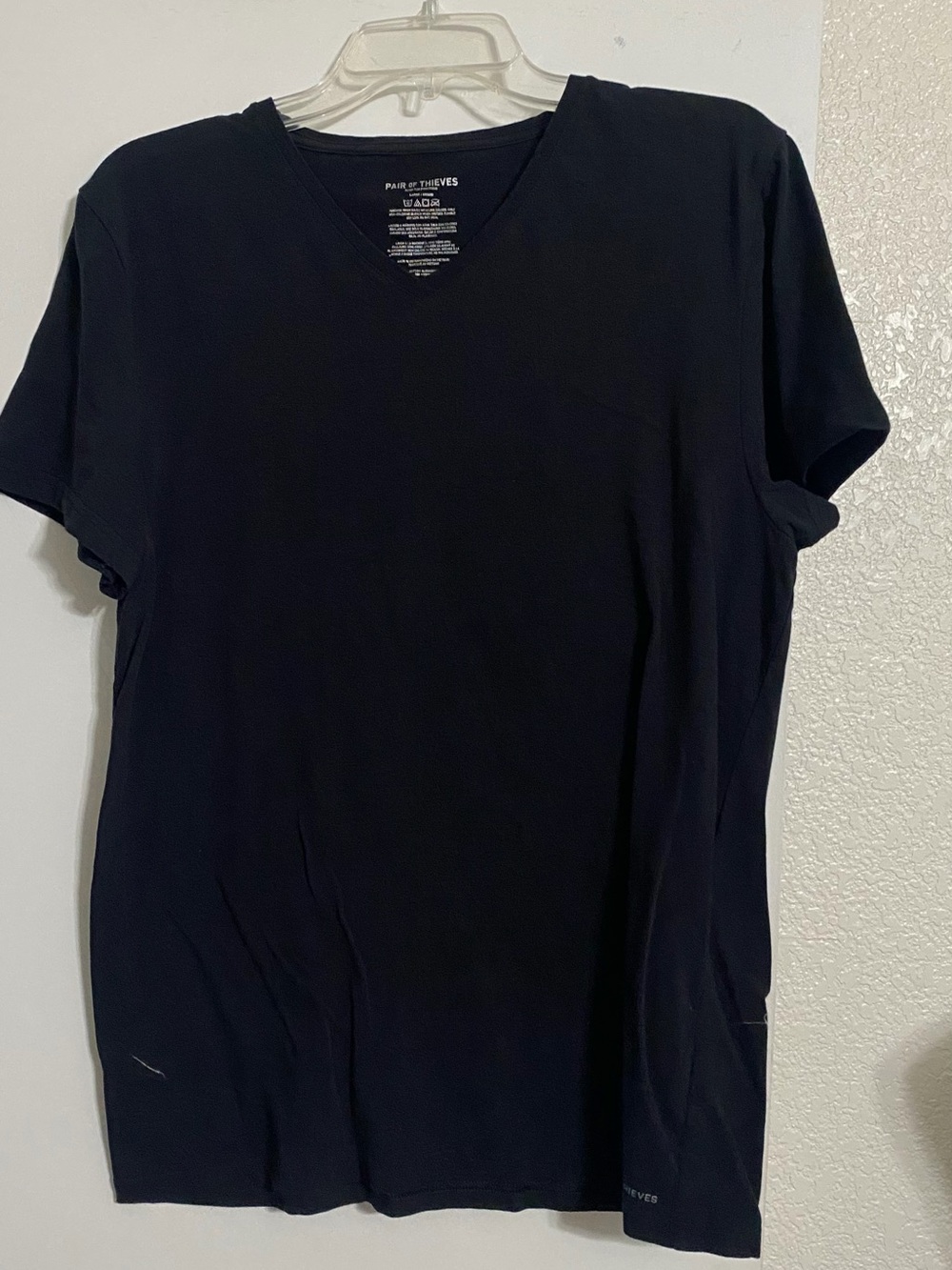 Pair of Thieves Men's Black V-Neck Short Sleeve Tee